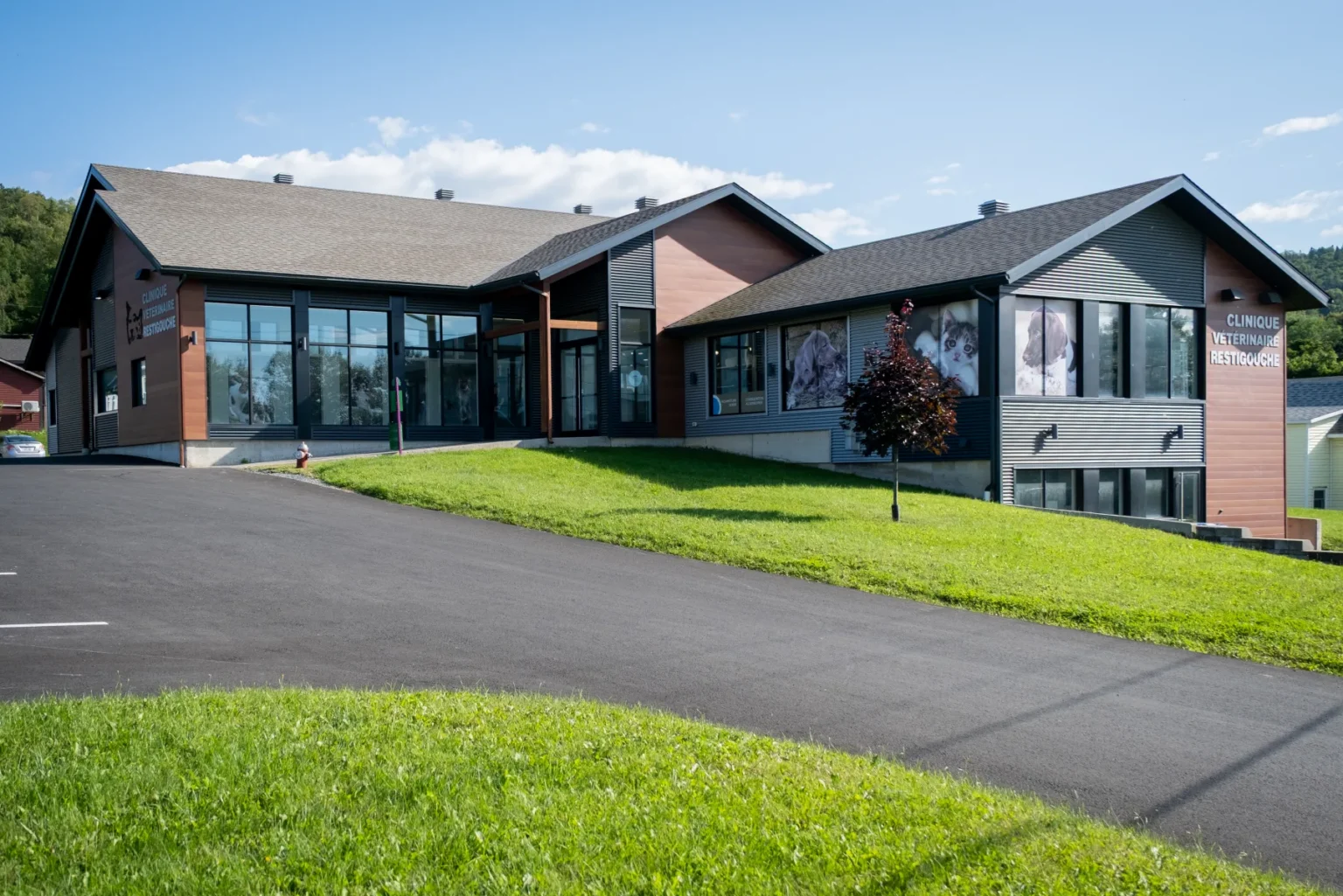 The Clinique Vétérinaire Restigouche building in Atholville